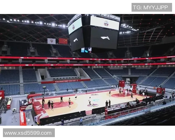 杭州篮球队在邀请赛中的强劲表现与战术分析 杭州篮球队在邀请赛中的强劲表现与战术分析